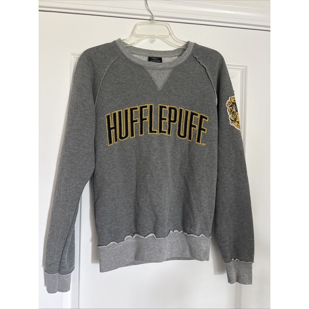 Harry Potter Universal Studios Hufflepuff Raw Edge Sweatshirt ADULT SMALL